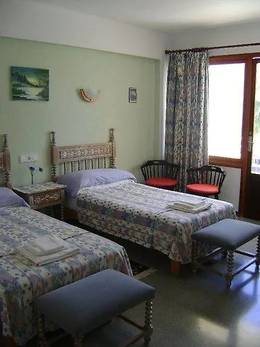 Pensionat Saturno Hotell Cala Millor